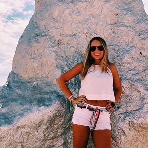 Meet your Posher, Madelyn